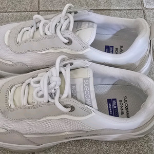 슈콤마보니 운동화