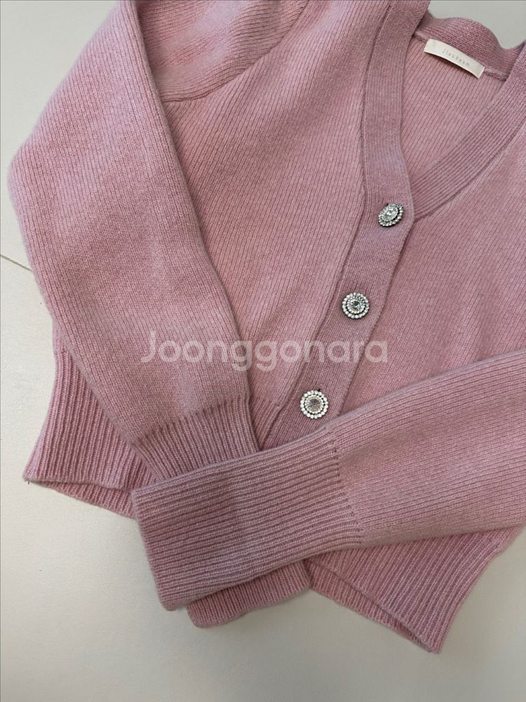 지수다움 쥬얼버튼가디건 핑크--3