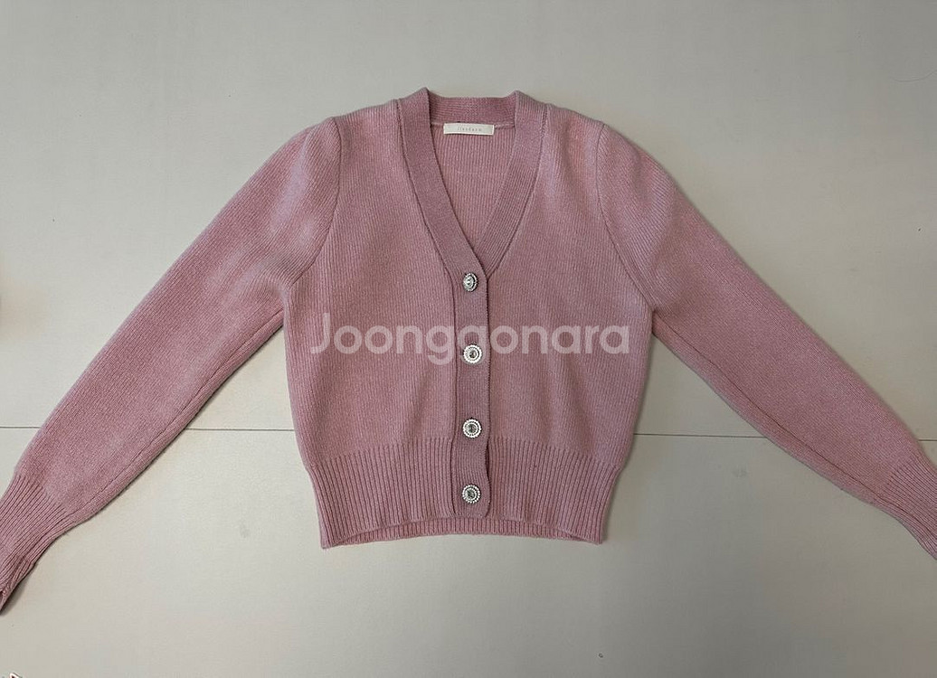 지수다움 쥬얼버튼가디건 핑크--2