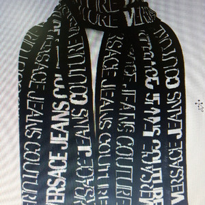 베르사체진스 B&W 올오버로고 울 머플러