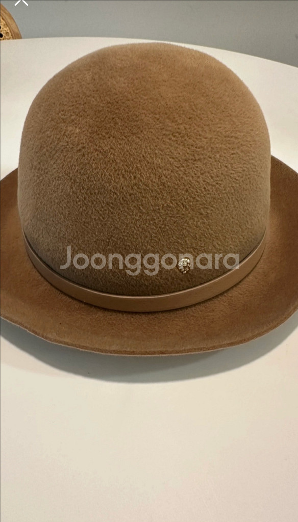 헬렌카민스키 빗지6 카멜미듐--1