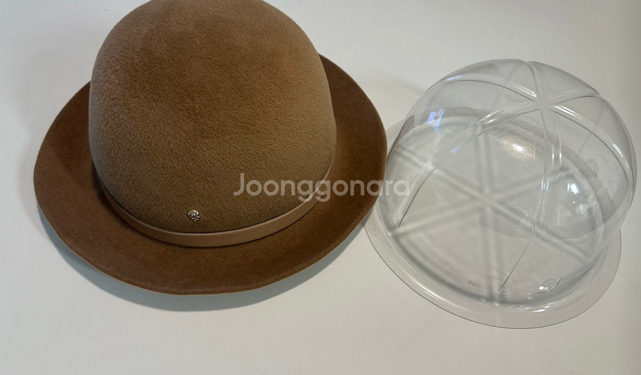 헬렌카민스키 빗지6 카멜미듐--0