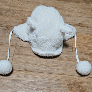 휠라키즈 귀달이 양털모자