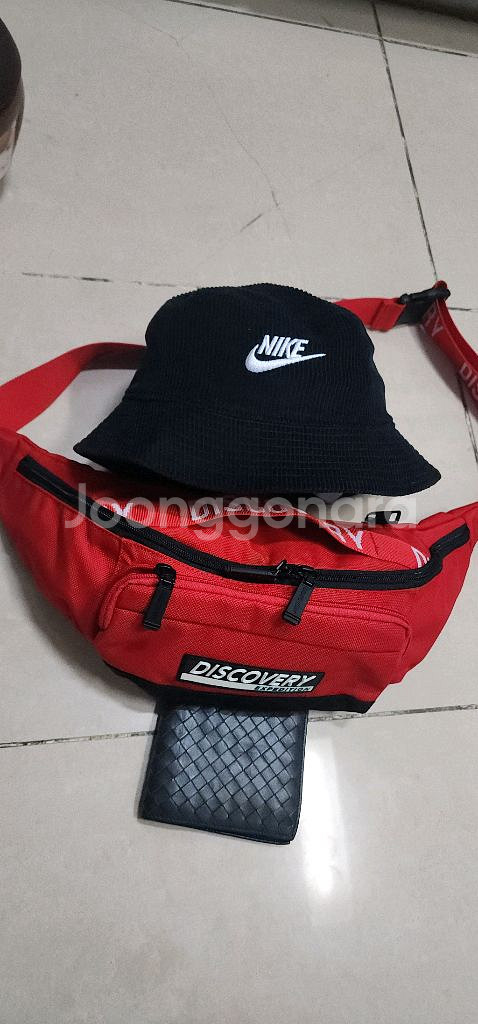 디스커버리 슬링백/ 나이키 코듀라 버킷햇--0