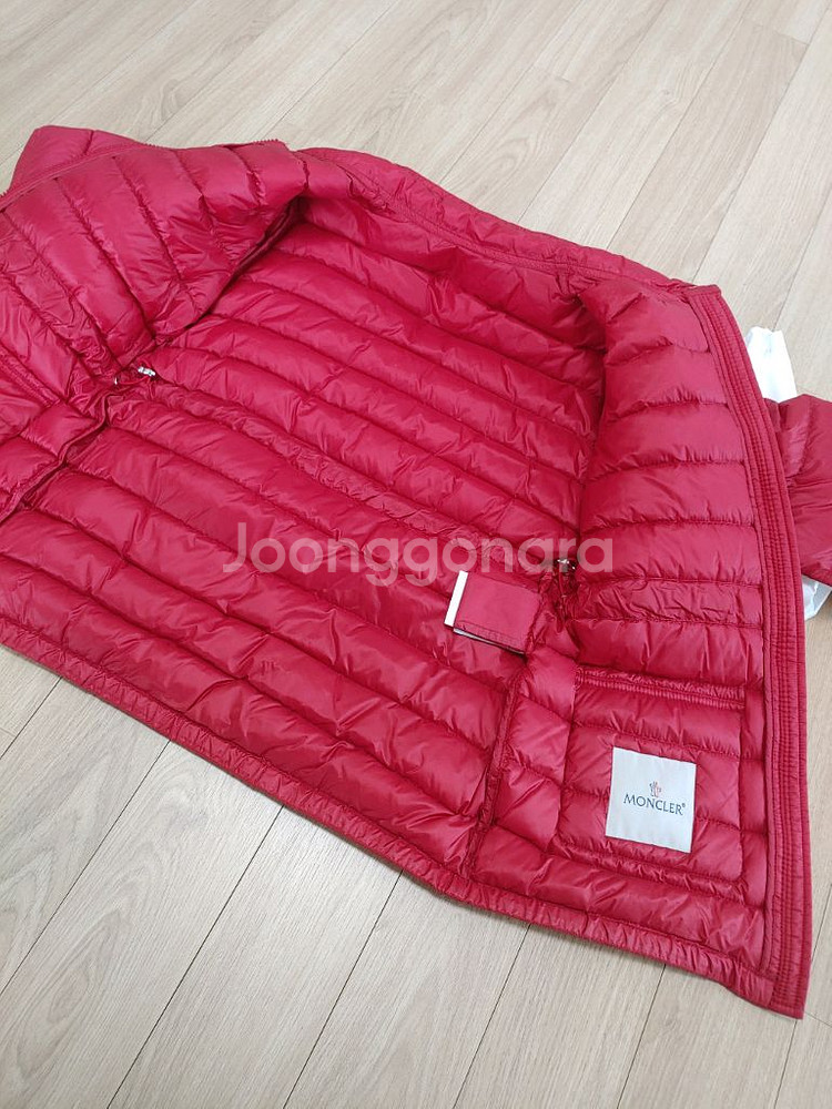 몽클레어 키즈패딩 12Y팝니다--7