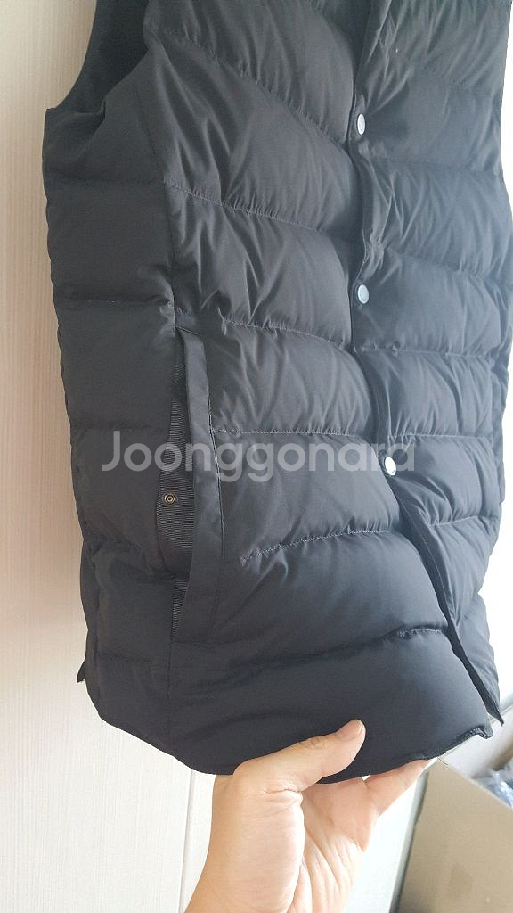 타임옴므 남자 구스 패딩조끼 팝니다--2