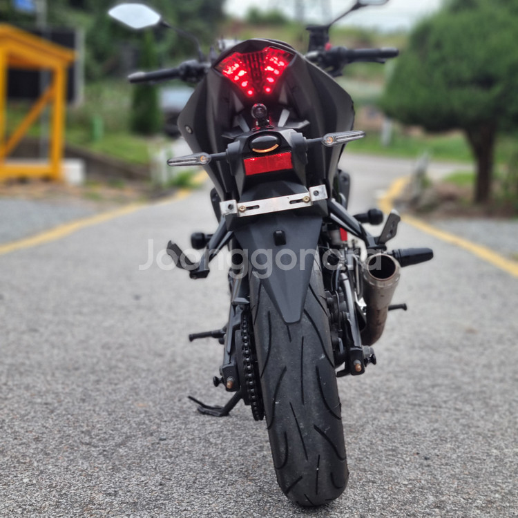 야마하 MT03 20년식 2만3천KM 아크라 구변완료--7