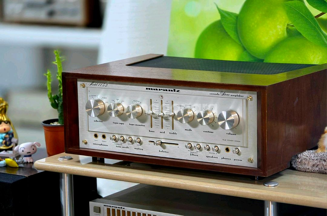 마란츠 인티앰프 모델 1152--1