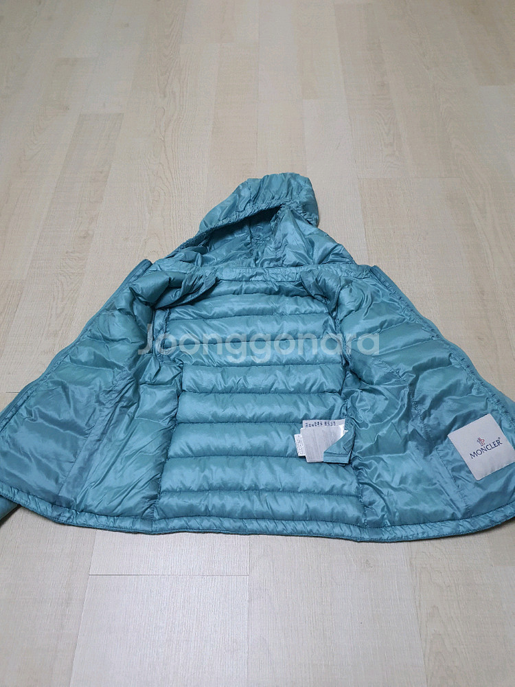 8Y 몽클레어키즈 경량 패딩 점퍼--2