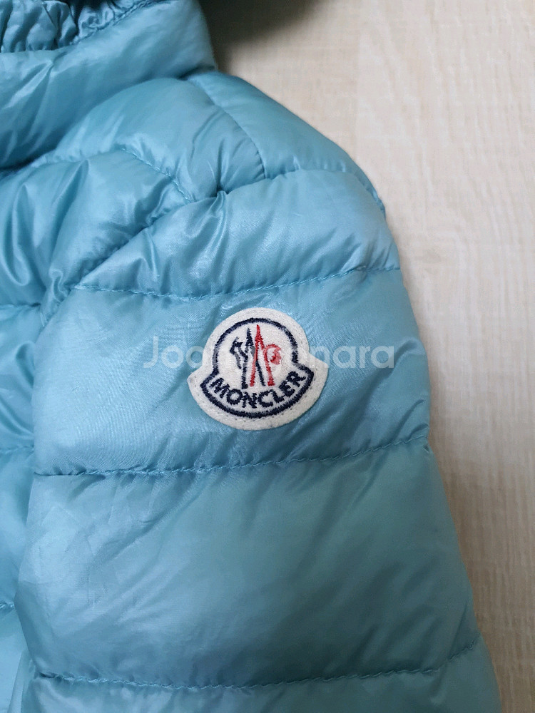 8Y 몽클레어키즈 경량 패딩 점퍼--3