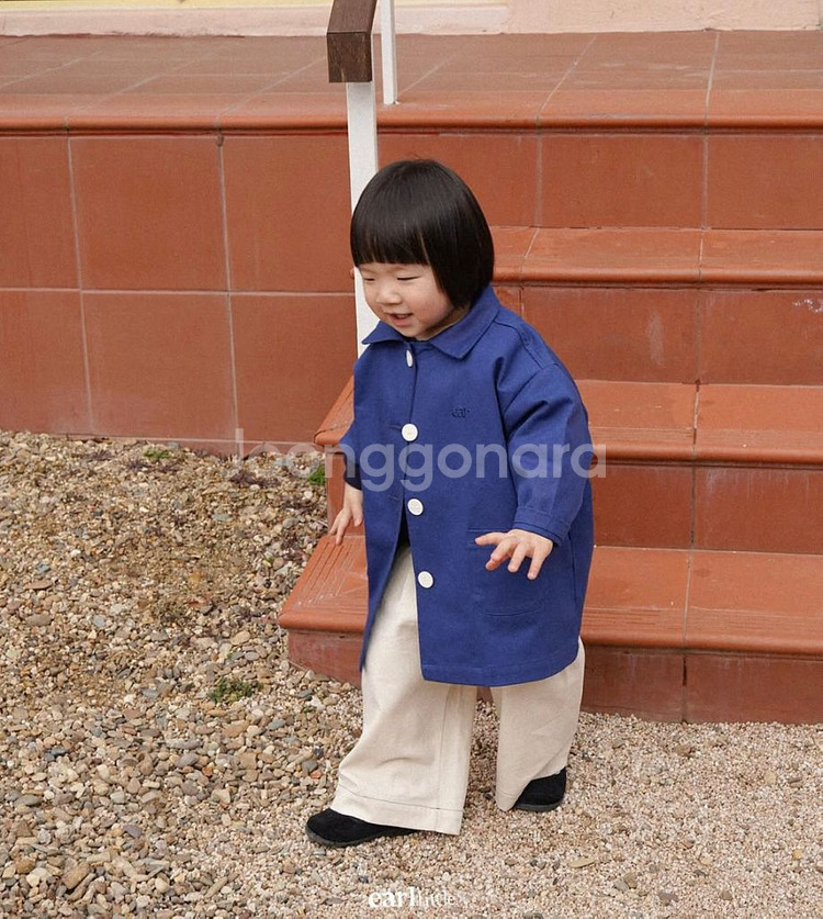 얼리틀 하프 트렌치 자켓 블루, 티셔츠--4