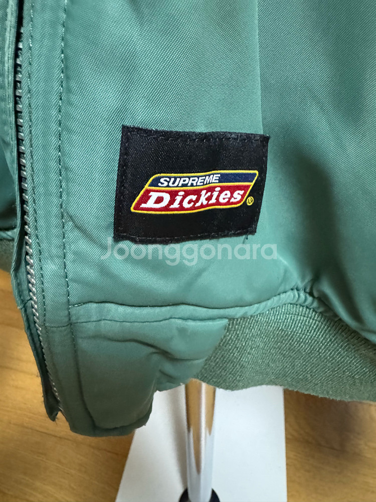 슈프림 x 디키즈 퍼칼라 봄버자켓 판매중--3