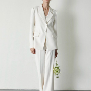 [더케미] 아이보리 자켓