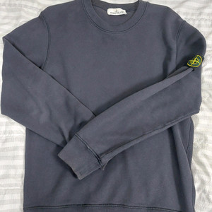 스톤아일랜드 맨투맨 정품 M 싸게팔아요