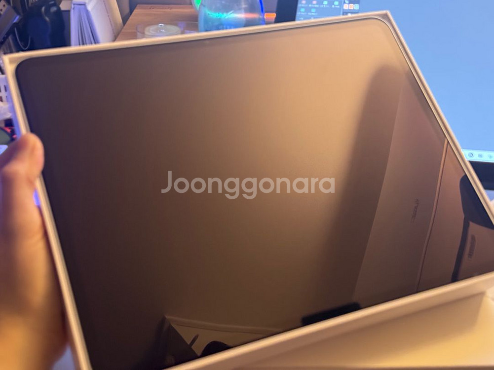 아이패드 프로 M4 13 1tb wifi 실버 +케이스--4