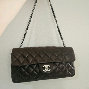 샤넬 클래식 딥브라운