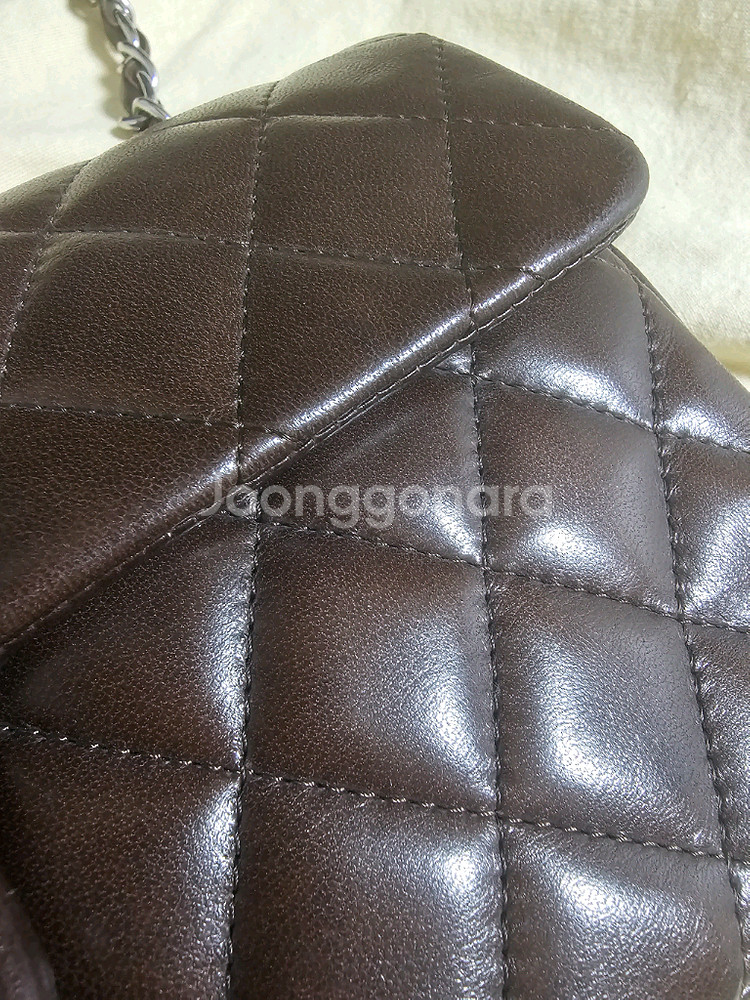 샤넬 클래식 딥브라운--6