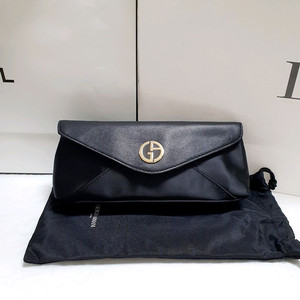 아르마니 블랙 클러치