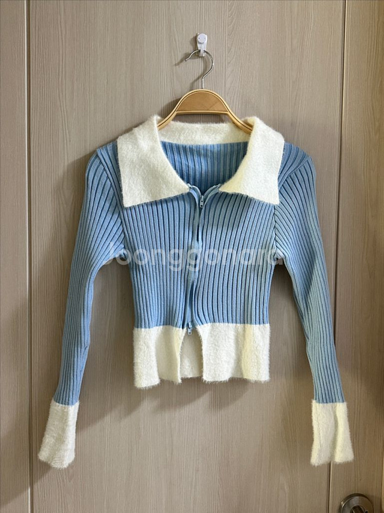 옷장정리ㅣ파스텔 배색 투웨이 하늘색 털 집업--2