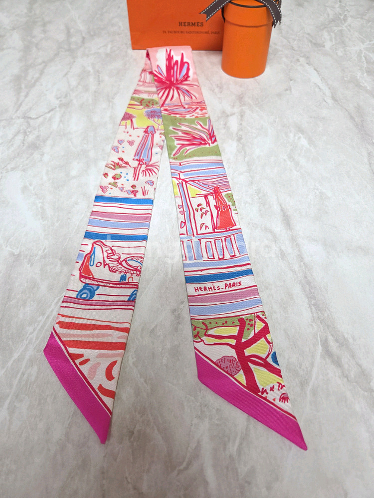 정품 에르메스 트윌리 스카프 한정판 팝니다.--3