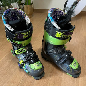 노르디카 프리스타일 스키 부츠 260mm