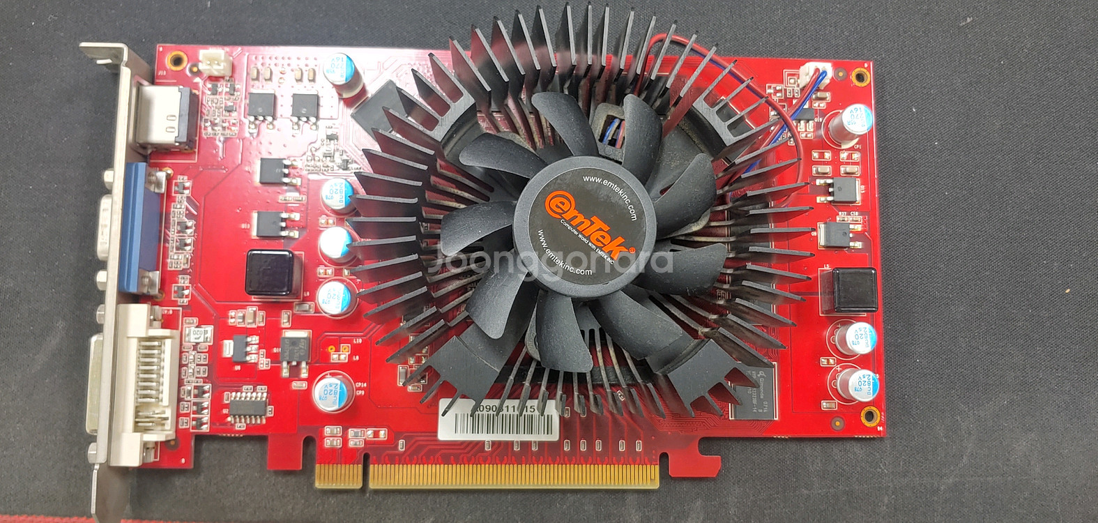 그래픽카드 512MB DDR3--0