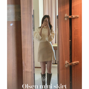 프롬데이원 울80% 올센 미니 스커트 오트밀