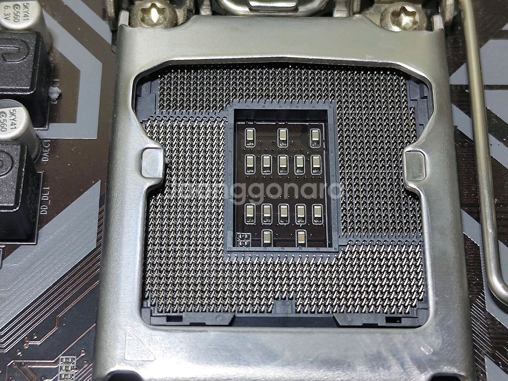 GIGABYTE B360M-DS3H 메인보드--1