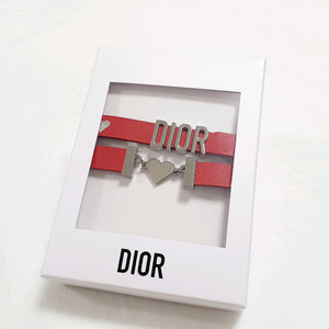 디올 레드 하트 브레이슬릿 팔찌