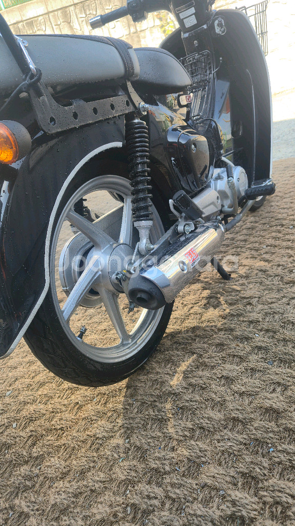 슈퍼커브110 23년형 6천km 무꿍무사고판매합니다--2