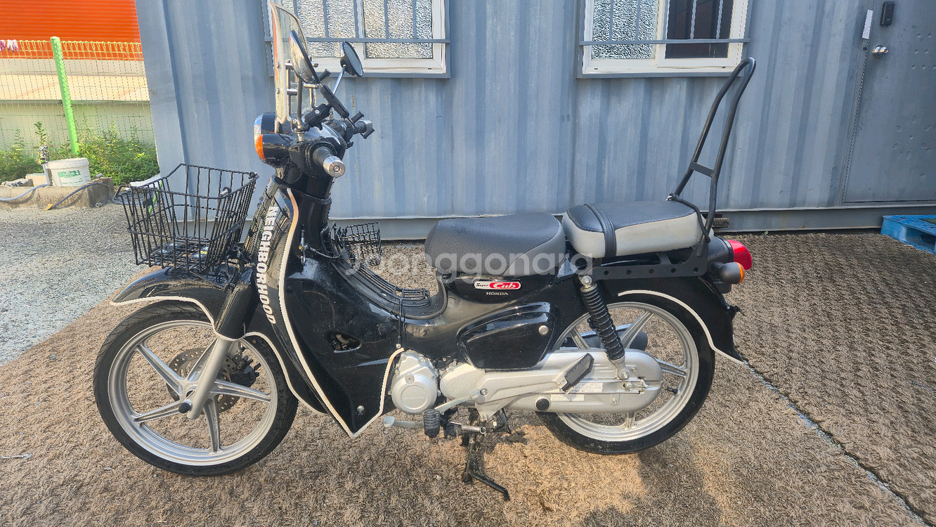 슈퍼커브110 23년형 6천km 무꿍무사고판매합니다--5