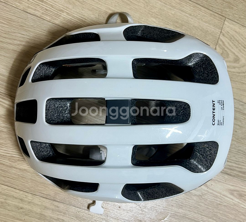 POC 헬멧 화이트 색상 L 사이즈 판매합니다--5