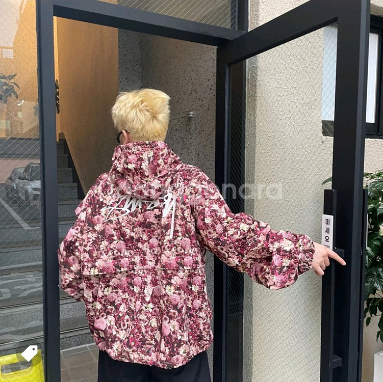 [M] 스투시 플로랄 나일론 비치 쉘 자켓 마룬--0