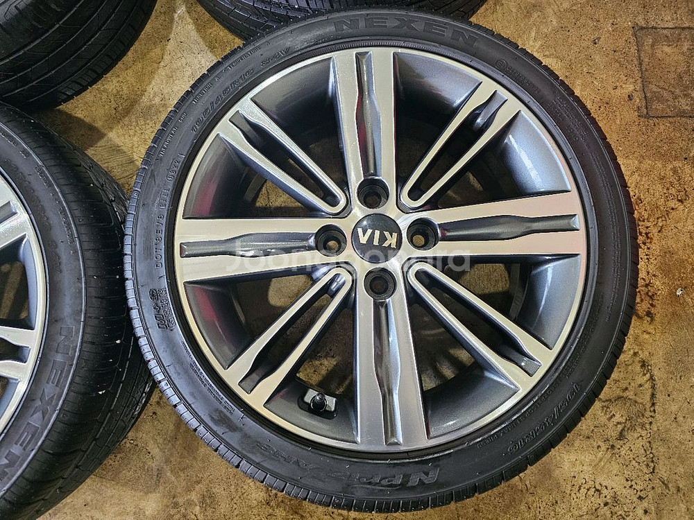 올뉴모닝 아트컬렉션 16인치 휠타이어--1