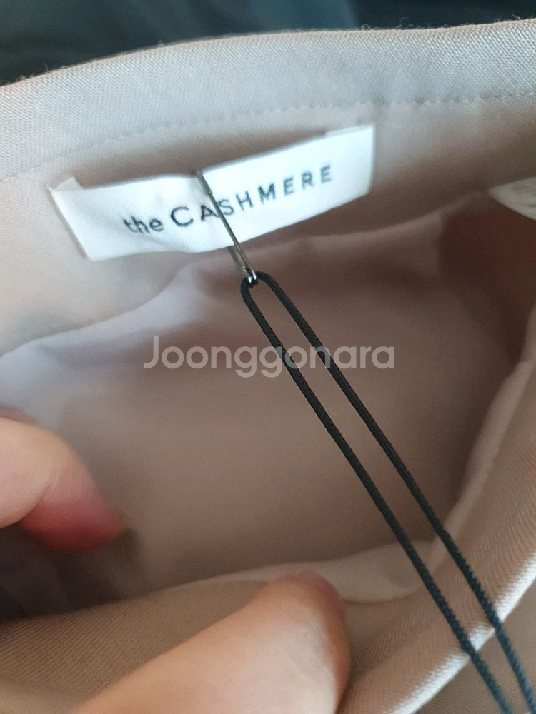 더캐시미어 스커트--3
