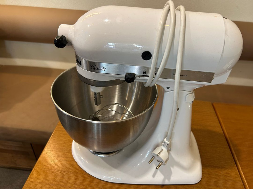 키친에이드 클래식 스탠드믹서 화이트 이미지