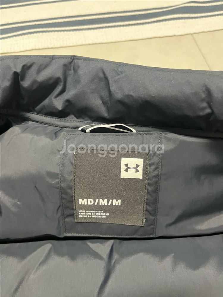 [M] 언더아머 덕다운 블랙 패딩조끼--3