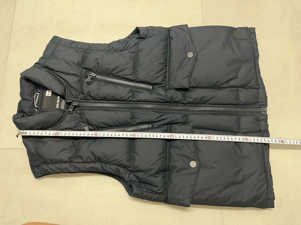 [M] 언더아머 덕다운 블랙 패딩조끼--6