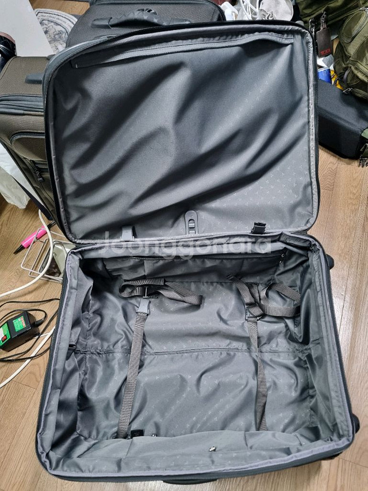 투미 화물용 캐리어 25인치--5