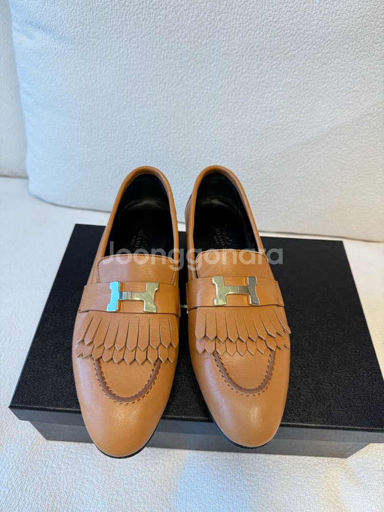 에르메스정품 여성 로퍼--0