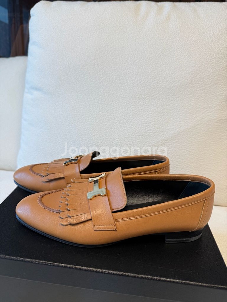 에르메스정품 여성 로퍼--1