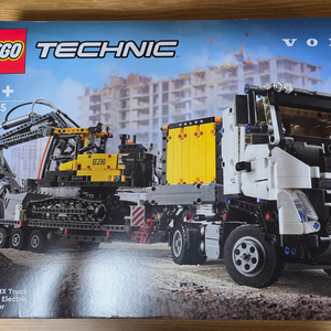 레고 테크닉 볼보 42175 굴삭기