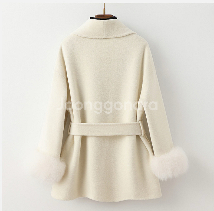 폭스퍼탈부착 가능한 울100% 고퀄리티 코트 새상품--3