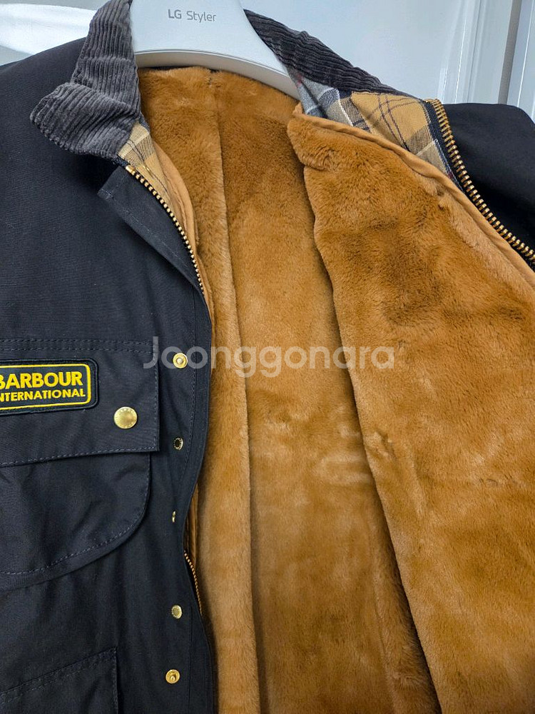 바버 인터네셔널 A7 논왁스 자켓 38 팝니다.--4