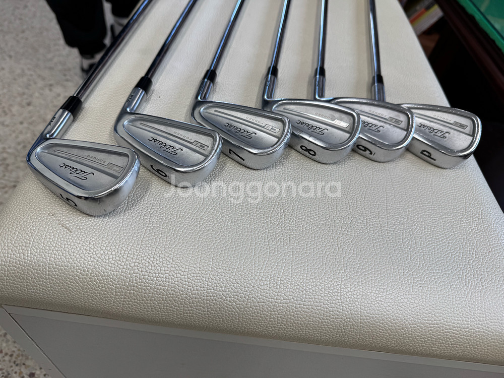 타이틀리스트 714cb 5-p 아이언 세트--0