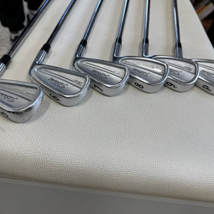 타이틀리스트 714cb 5-p 아이언 세트