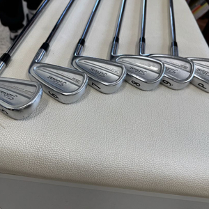 타이틀리스트 714cb 5-p 아이언 세트