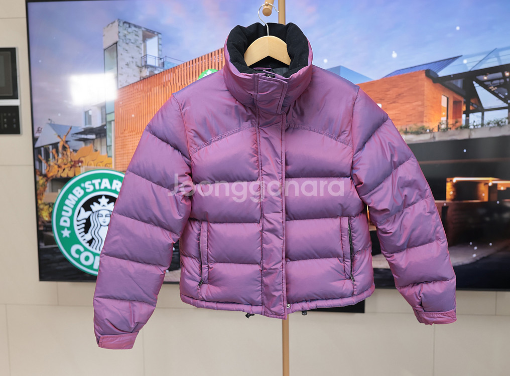 버버리 런던 퍼플 숏패딩 M--0