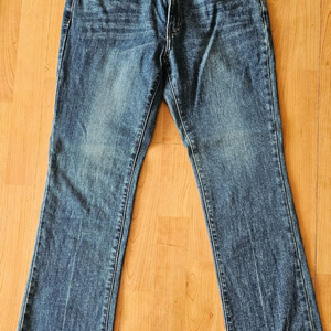 에잇세컨즈 여성 청바지 판매