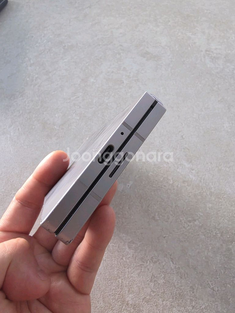 갤럭시z폴드6 실버 256기가--5